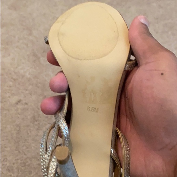 Ladies Steve Madden bedazzled heels - Picture 5 of 6